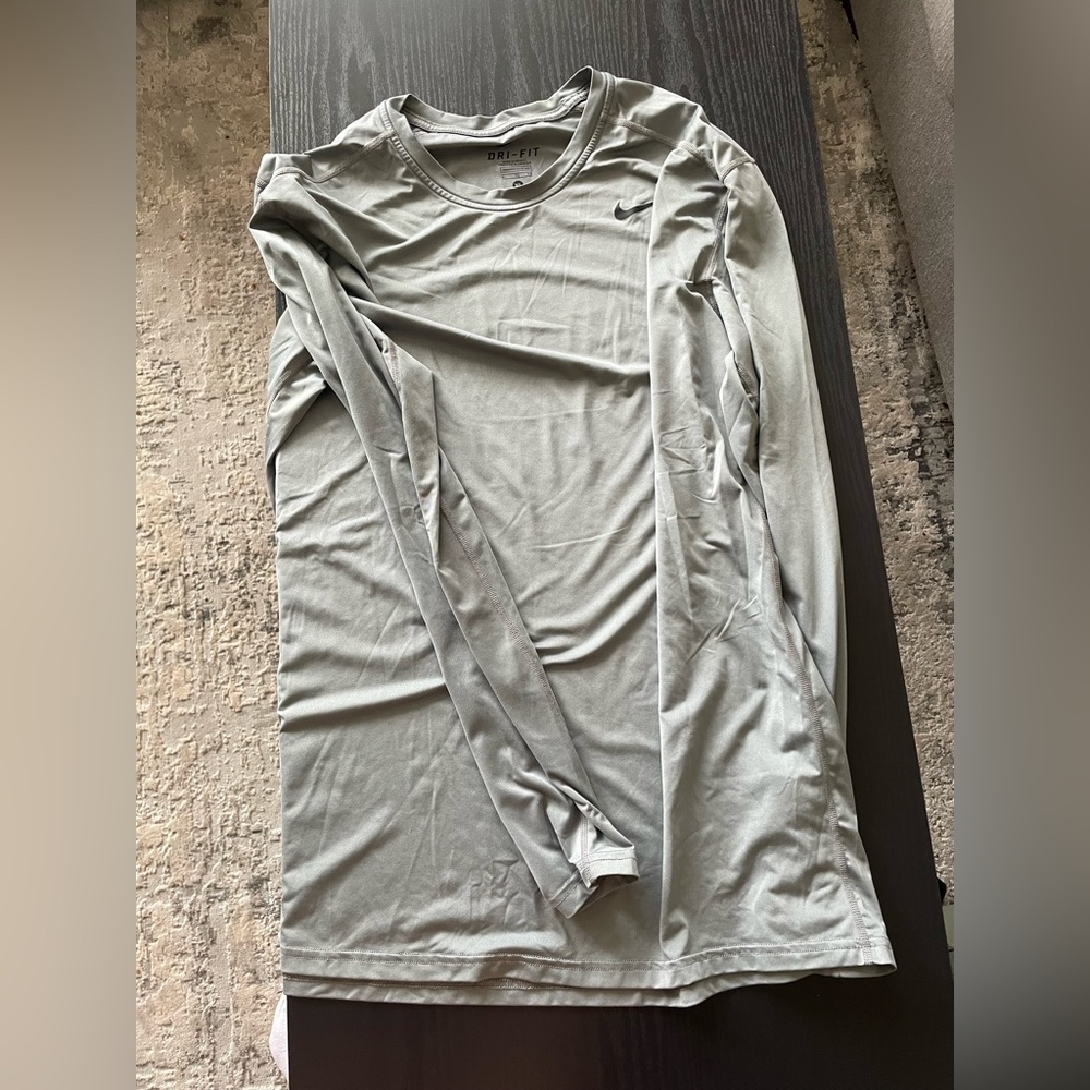 Nike long sleeve workout shirt